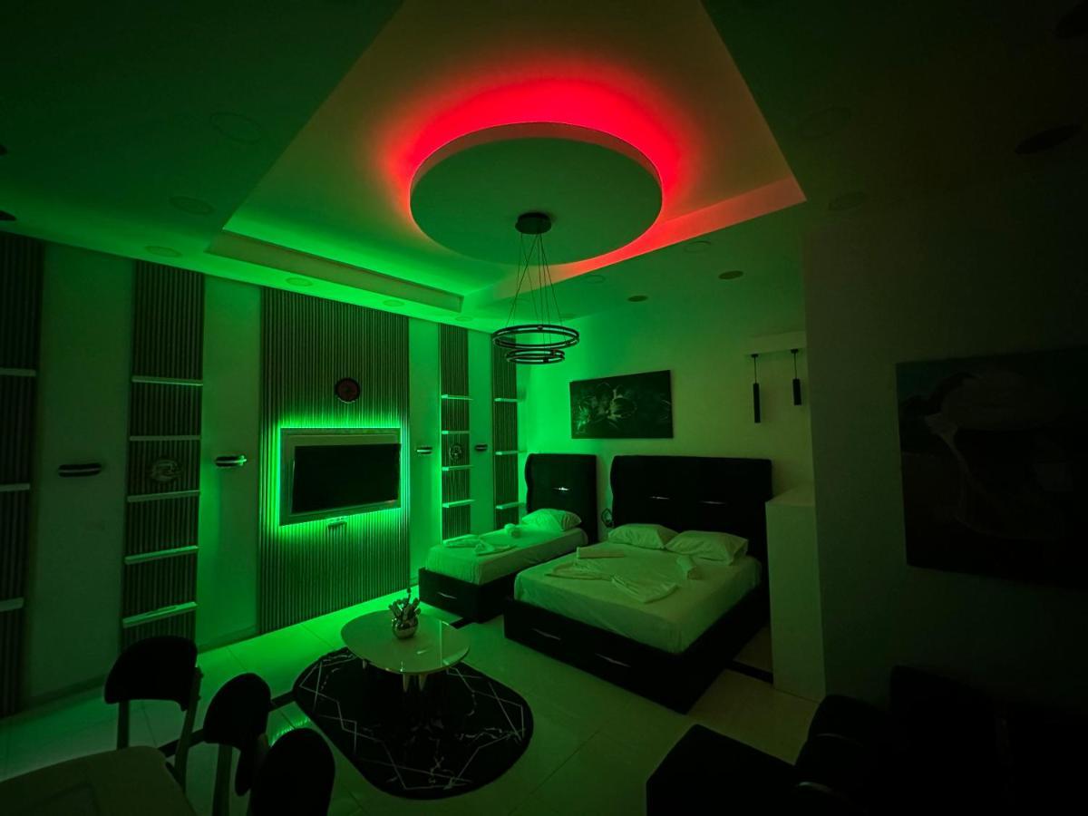 Esto'S Apartament Near Tirana Airport 1 - Self Checkin -Netflix - Free Parking Valjiosi Kültér fotó